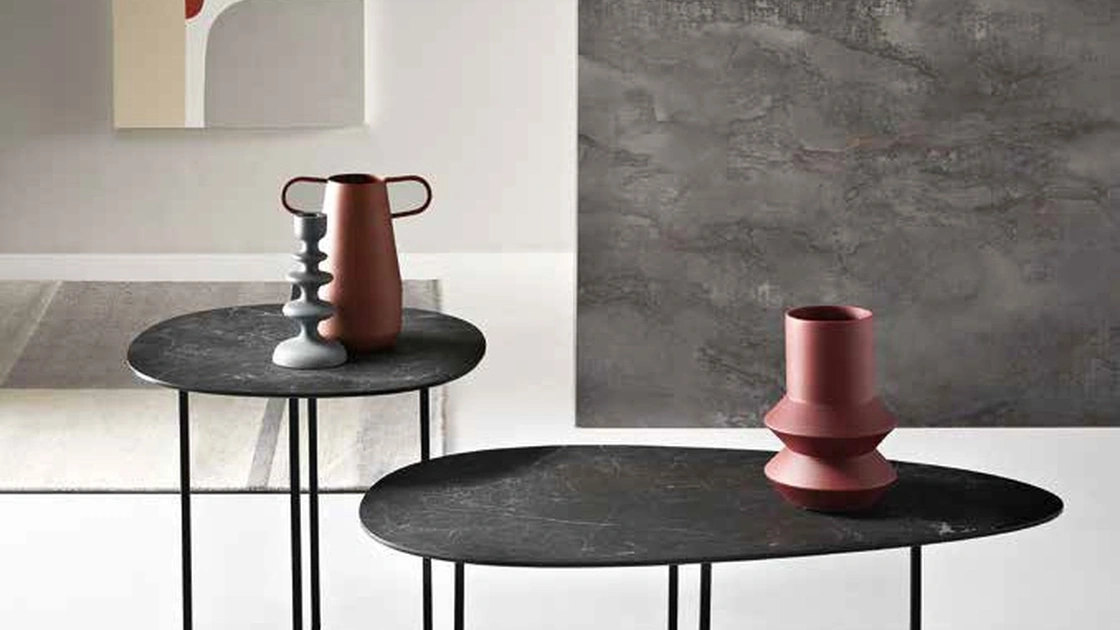 Tavolino in ceramica effetto marmo Ginni di Capodarte