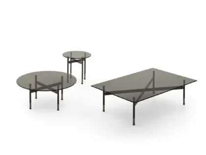 Tavolini con piano in vetro e base in metallo Dialogo di Ditre Italia