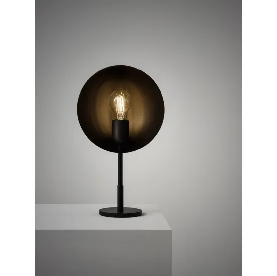 Lampada da tavolo ruotabile in metallo Charlotte Tavolo di Midj