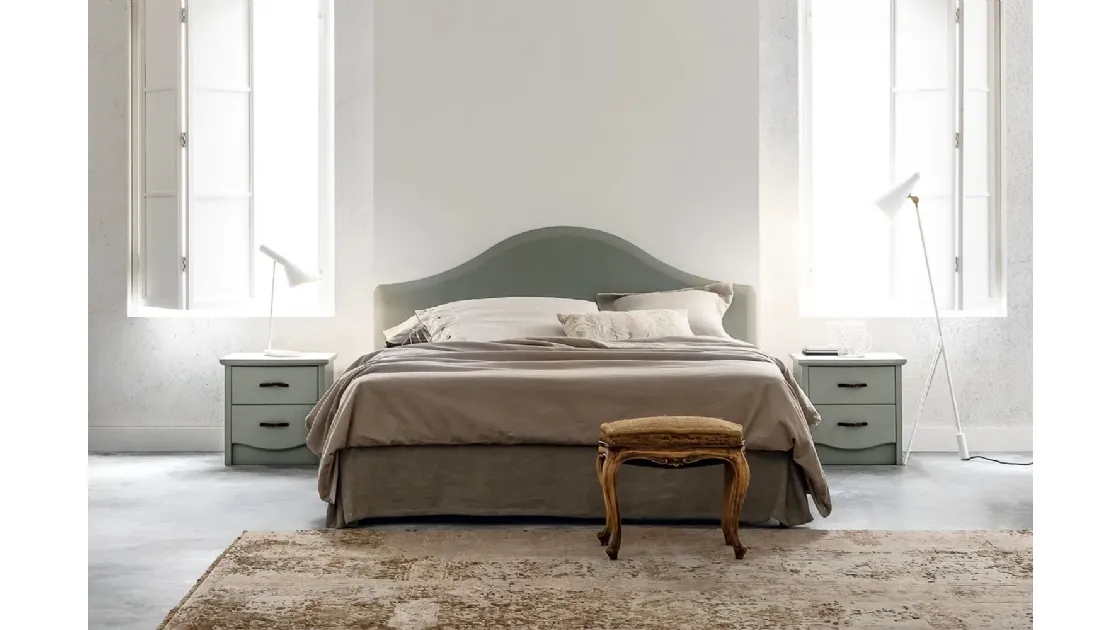 Letto matrimoniale Gendarme in legno laccato di Callesella