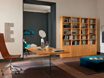 Libreria a muro in legno con vani a giorno e ante chiuse Mixer CM12 di FGF Mobili