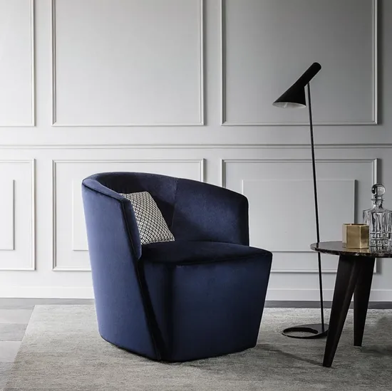 Poltroncina in tessuto Club di Giellesse
