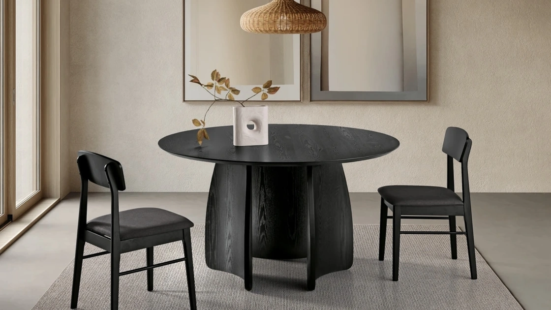 Sedia in legno di gomma Core di Ikone Casa