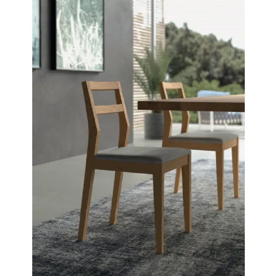 Sedia Helen in legno con seduta in microfibra di FGF Mobili