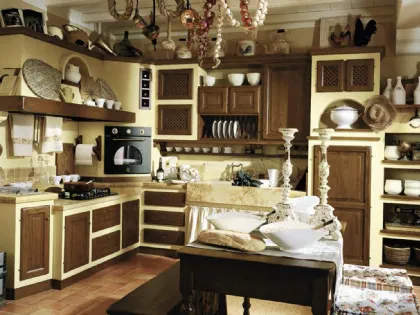 Cucina angolare in Muratura in legno di Castagno Bastiano di Le Cucine dei Mastri