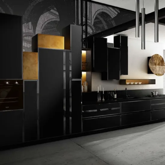 Cucina Moderna lineare in vetro molato Nero opaco con particolari in finitura oro Murano di Le Cucine dei Mastri