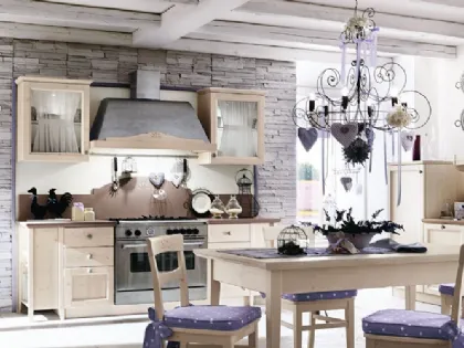 Cucina lineare su misura in legno e pensili con anta in vetro Everyday Cotone di Callesella